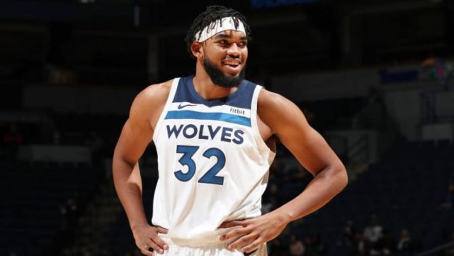 杨以24分 杨以24分