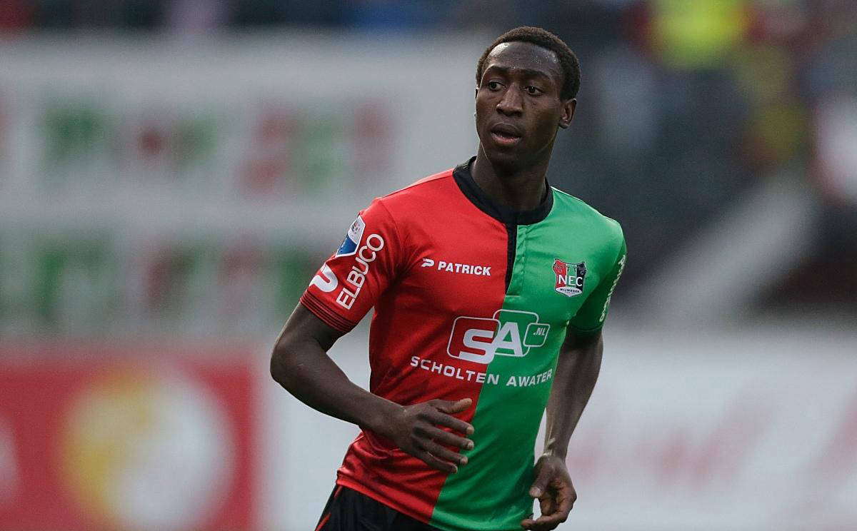 防线承压 防线承压