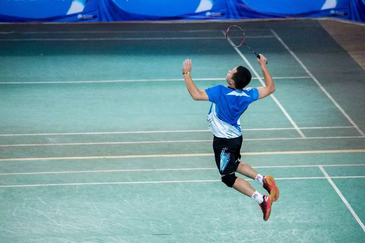 色的反应速 色的反应速